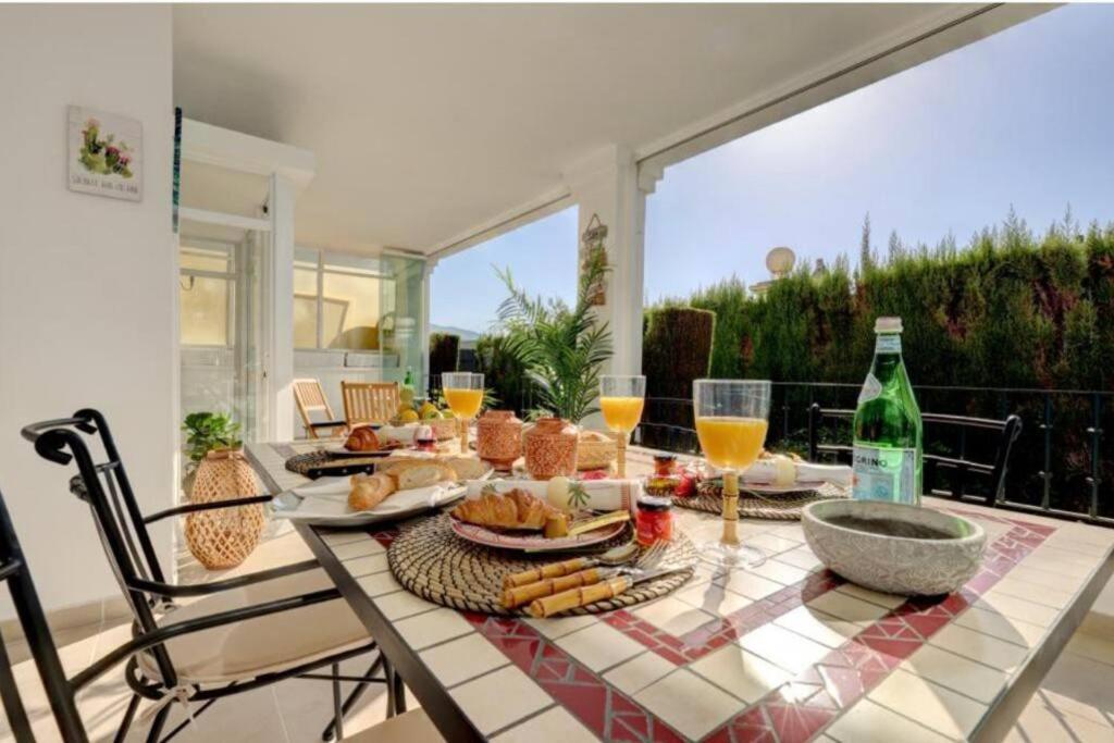דירות מארבלה Aloha Gardens In Puerto Banus מראה חיצוני תמונה